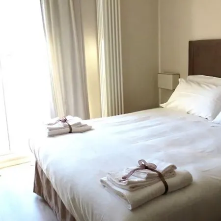 Le Terrazze Hotel *
